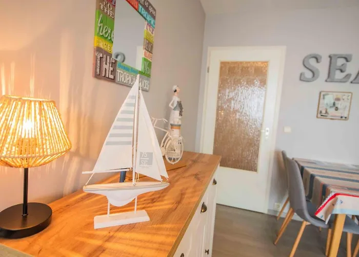 Apartament The House